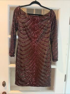Sequined Burgundy Long-Sleeve Party Dress